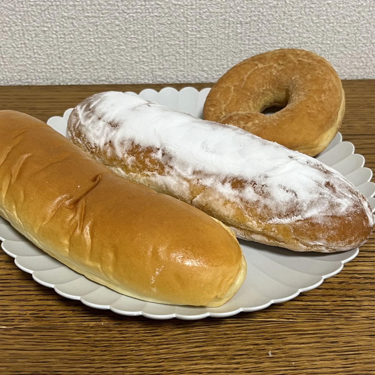 “コッペdeサンド 駄菓子屋昭和基地”　山形コッペパン