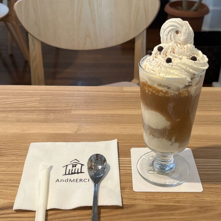 極上パフェを堪能！！“And MERCI café（アンドメルシーカフェ）”山形市｜プラムライフ Plum Life
